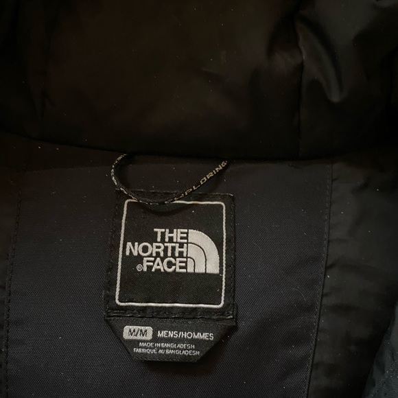 Men’s North Face Bomber Jacket with fur hood - Picture 2 of 4